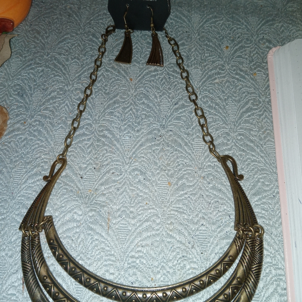 Bohemian Egyptian Flair 3 tier metal bronze color necklace with matching pierced